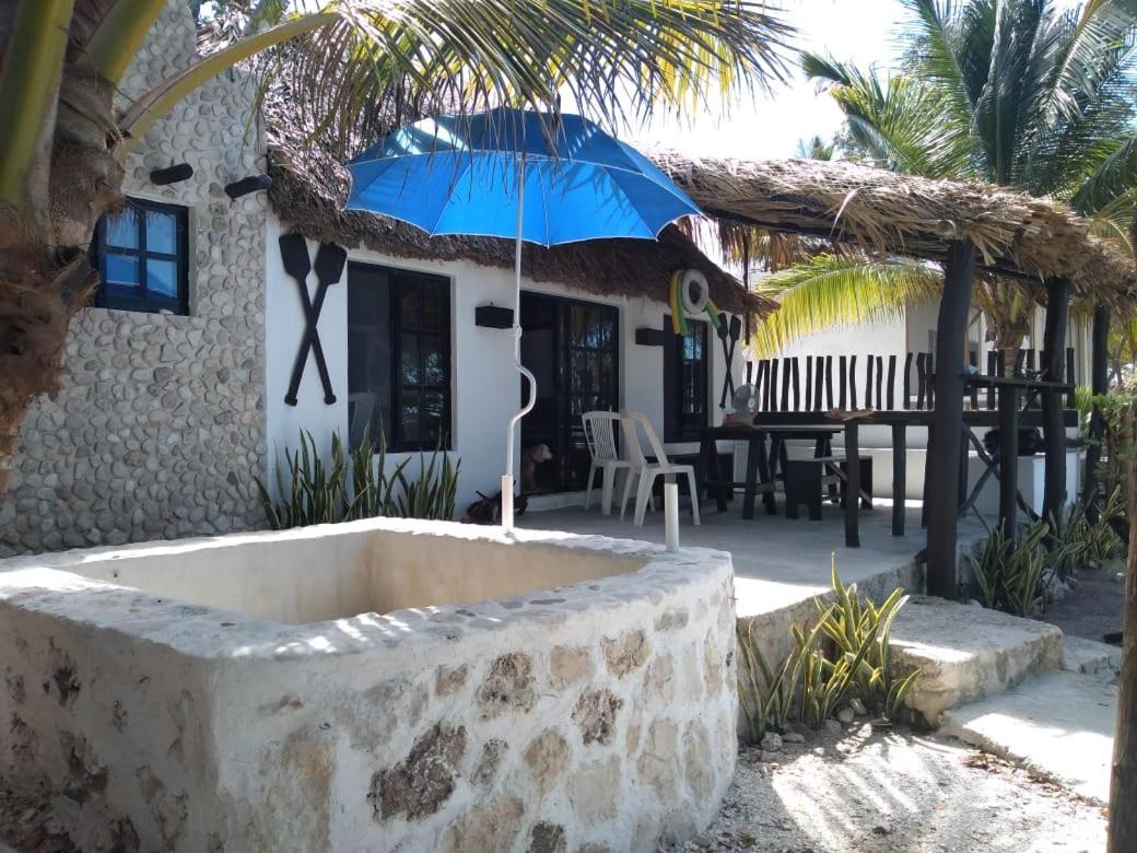 Casa Gama-Playa Orilla Del Mar, Beach And Town Boxol Esterno foto